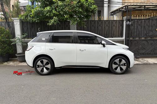 2024 Wuling Cloud Pro bekas