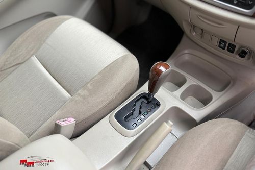 Dijual 2014 Toyota Kijang Innova 2.0 V AT bekas