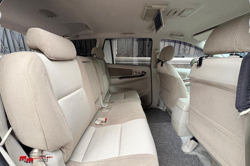 2014 Toyota Kijang Innova 2.0 V AT bekas