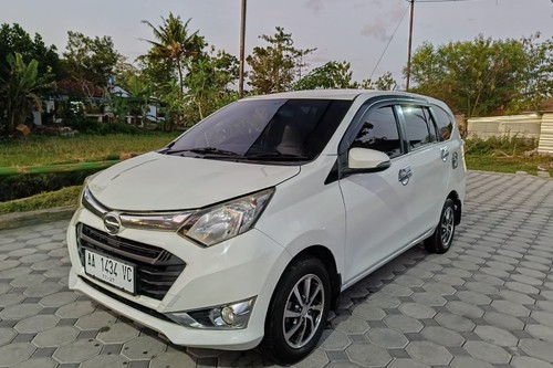 2017 Daihatsu Sigra  1.2 R MT bekas