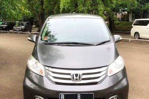 2014 Honda Freed  GB3 1.5 E AT bekas