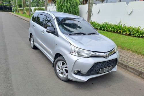 Beli mobil bekas