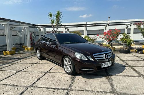 Second hand 2012 Mercedes Benz E-Class E 300 AVANTGARDE AMG 
