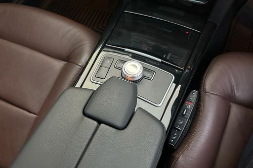 Used 2012 Mercedes Benz E-Class E 300 AVANTGARDE AMG