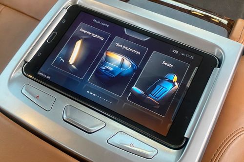 2016 BMW 7 Series Sedan 740Li Pure Excellence tua