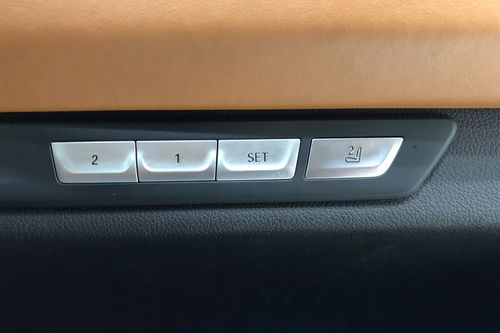 2016 BMW 7 Series Sedan 740Li Pure Excellence bekas
