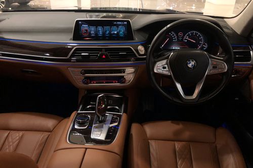 2016 BMW 7 Series Sedan 740Li Pure Excellence bekas