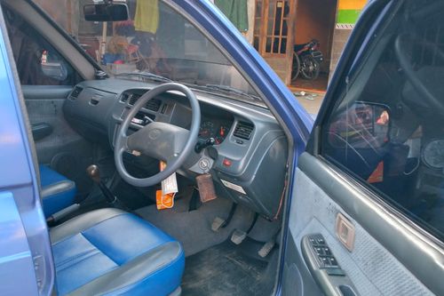 2000 Toyota Kijang Innova 1.8L LGX tua