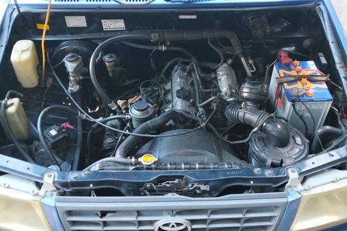 2000 Toyota Kijang Innova 1.8L LGX bekas
