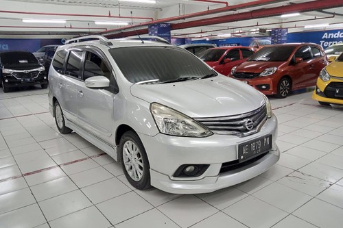 2013 Nissan Grand Livina  1.5 HWS AUTECH AT
