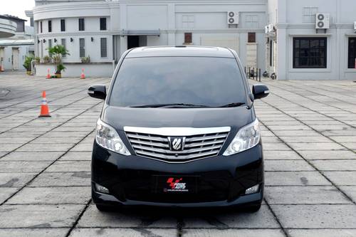 2011 Toyota Alphard  2.4 AT