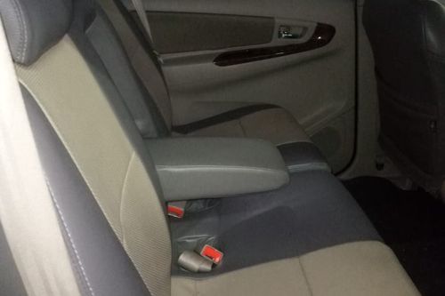 Used 2014 Toyota Innova BENSIN V 2.0 MT