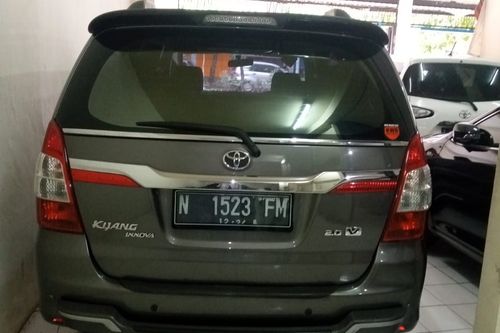 Used 2014 Toyota Innova BENSIN V 2.0 MT