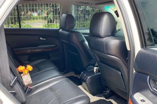 Second hand 2011 Toyota Harrier 2.4 L A/T PREMIUM FULL OPTION 