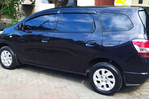 Dijual 2013 Chevrolet Spin 1.5 LT MT bekas