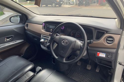 Old 2017 Toyota Calya G MT