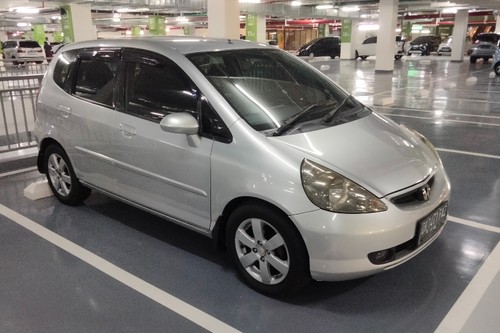 2004 Honda Jazz  1.4L i-DSI MT bekas