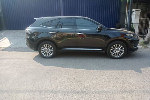 Old 2015 Toyota Harrier 2.0 L 2WD RHD A/T