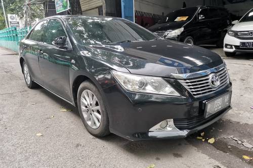 2012 Toyota Camry  2.4 V AT bekas