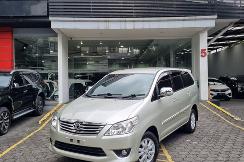 2012 Toyota Kijang Innova 2.0 G AT