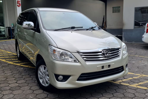 2012 Toyota Kijang Innova 2.0 G AT bekas