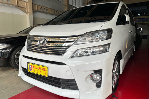 Used 2014 Toyota Vellfire  2.4 ZG AT PREMIUM SOUND