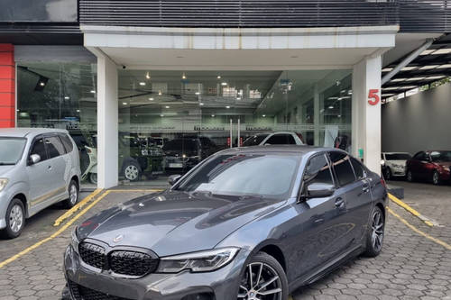 2019 BMW 3 Series Sedan 320i M Sport bekas