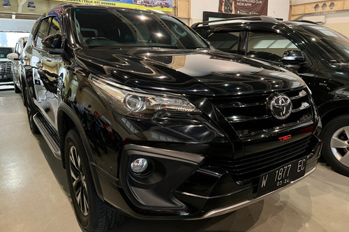 2018 Toyota Fortuner VRZ 4X2 TRD 2.4L AT