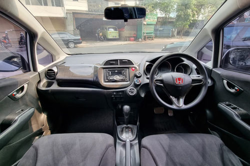 Beli mobil bekas