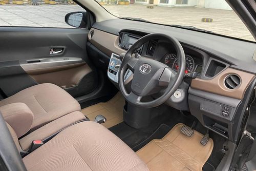 Used 2016 Toyota Calya G AT