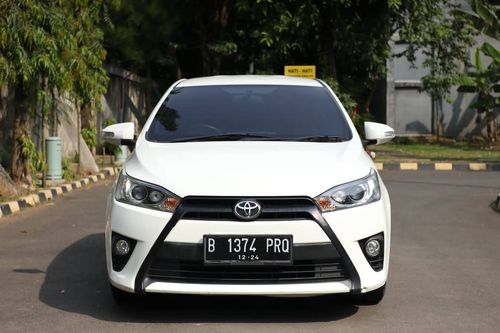 2014 Toyota Yaris G CVT 7 AB