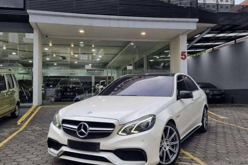 2013 Mercedes Benz E-Class  AMG E 63 S 4MATIC+ bekas