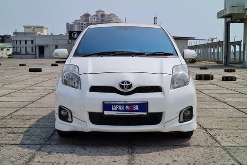 2013 Toyota Yaris  S Limited AT bekas