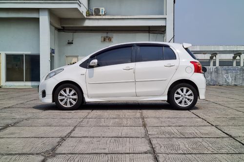 Dijual 2013 Toyota Yaris S Limited AT bekas