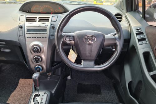 2013 Toyota Yaris S Limited AT bekas