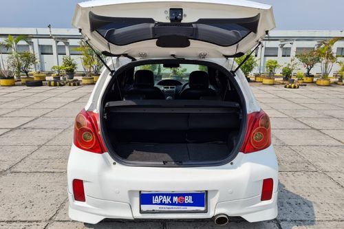 2013 Toyota Yaris S Limited AT bekas