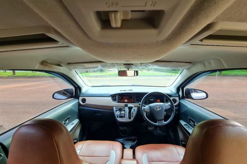 Used 2017 Toyota Calya G AT