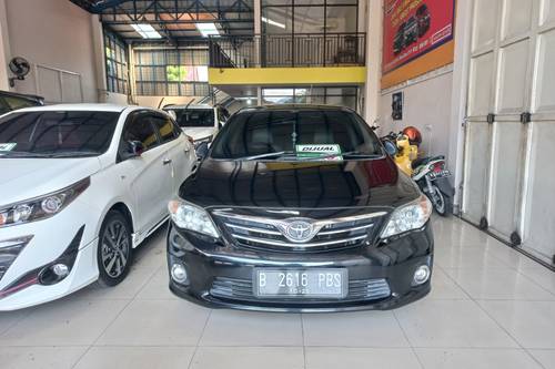 2011 Toyota Corolla Altis  1.8 G AT bekas