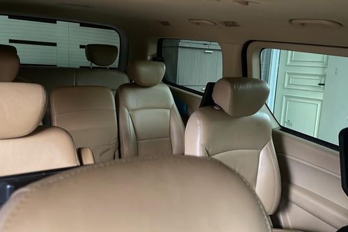 2018 Hyundai H1 ELEGANT CRDI 2.4 A/T bekas