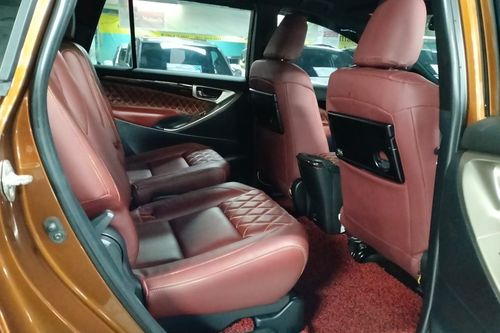 2023 Toyota Kijang Innova REBORN 2.4 Q AT DIESEL bekas
