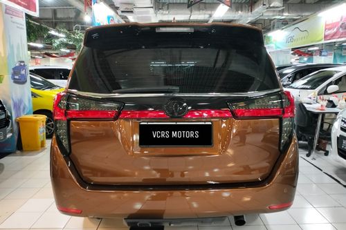 2023 Toyota Kijang Innova REBORN 2.4 Q AT DIESEL bekas