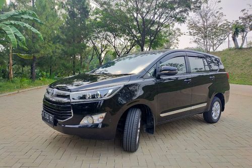 Second hand 2018 Toyota Innova DIESEL V 2.4 AT 