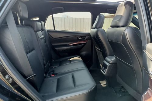 Used 2014 Toyota Harrier 2.0 GS AUDIO LES