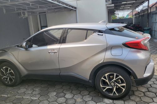 Beli mobil bekas