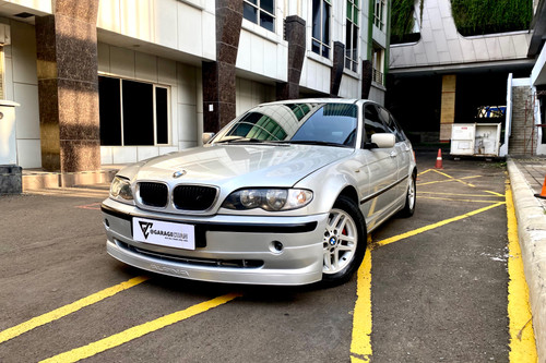 2002 BMW 3 Series Sedan  318iAt bekas
