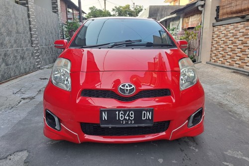 2013 Toyota Yaris E 1.5L AT