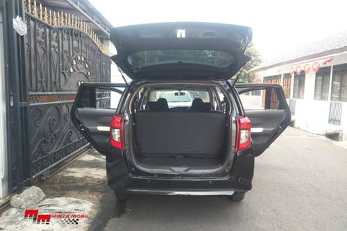 2018 Daihatsu Sigra 1.2 X DLX AT