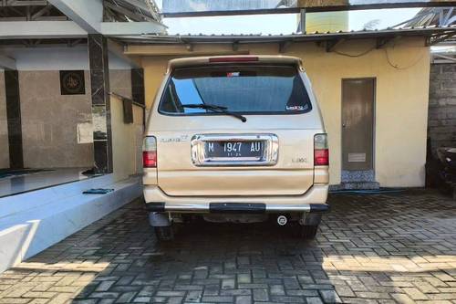2000 Toyota Kijang Innova 1.8L LGX bekas