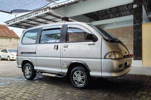 2003 Daihatsu Espass 1.3 MINIBUS