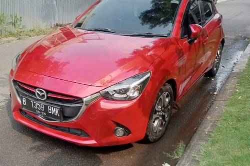 2016 Mazda 2  R SKYACTIV AT bekas